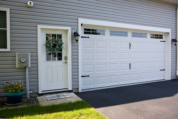 24/7 Emergency Garage Door Panel Replacement experts in Waurika, OK